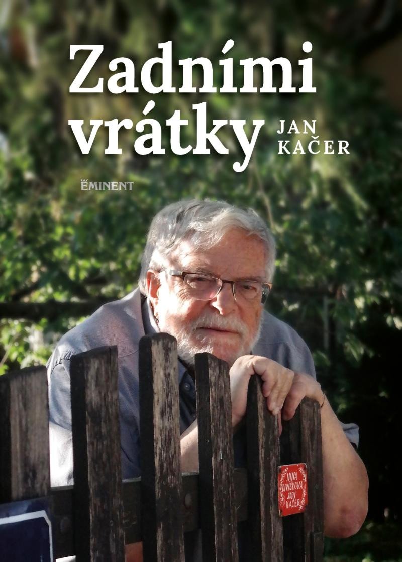 ZADNÍMI VRÁTKY