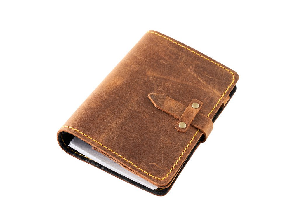 Obálka knihy KOŽENÝ DIÁŘ A6 HNĚDÝ PULL UP od autora <br>