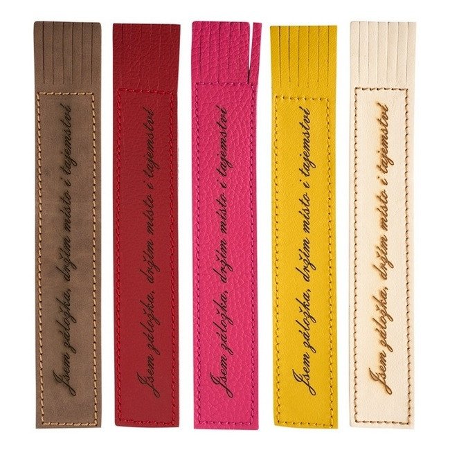 Obálka knihy KOŽENÁ ZÁLOŽKA JSEM ZÁLOŽKA, DRŽÍM... od autora <br>