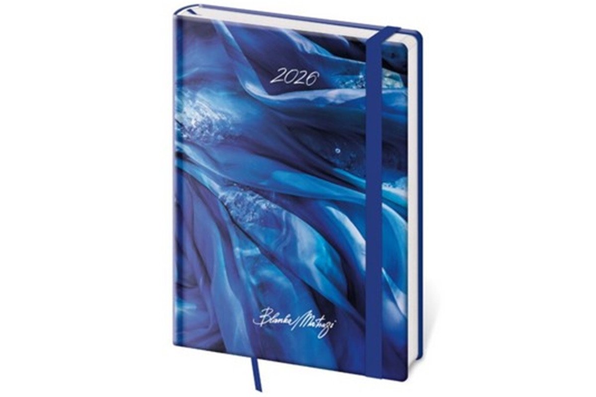 DIÁŘ 2026 TÝDENNÍ A5 VARIO MATRAGI BLUE S GUMIČKOU