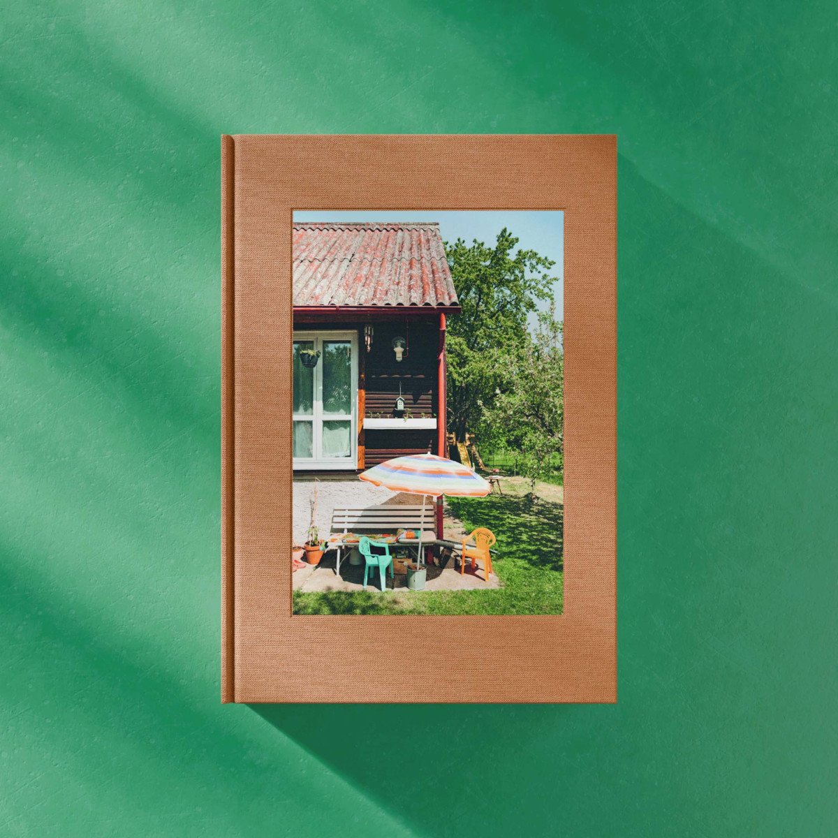 Obálka knihy NA OKRAJI DOMOV MŮJ od autora Polák Petr, Pumpr Lukáš